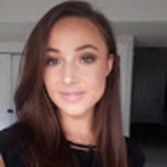 Meet your Posher, Emily - Picture 1 of 1